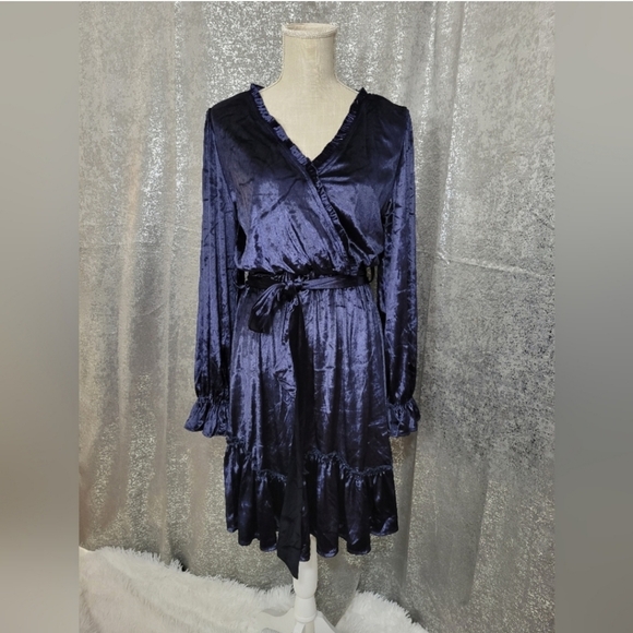 Gigio USA Cowgirl Navy Velvet Blue Longsleeve Dress with Ruffles size Small - Picture 6 of 11